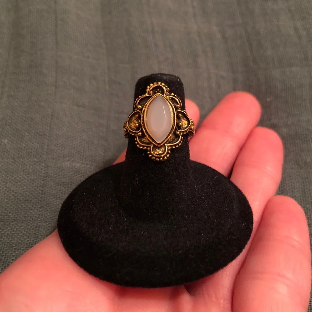 Elegant Bronze Gold Tone and White Faux Stone Ring - Picture 5 of 10